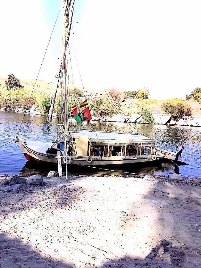 Hotel Nile Felucca Adventure Assuan Exterior foto