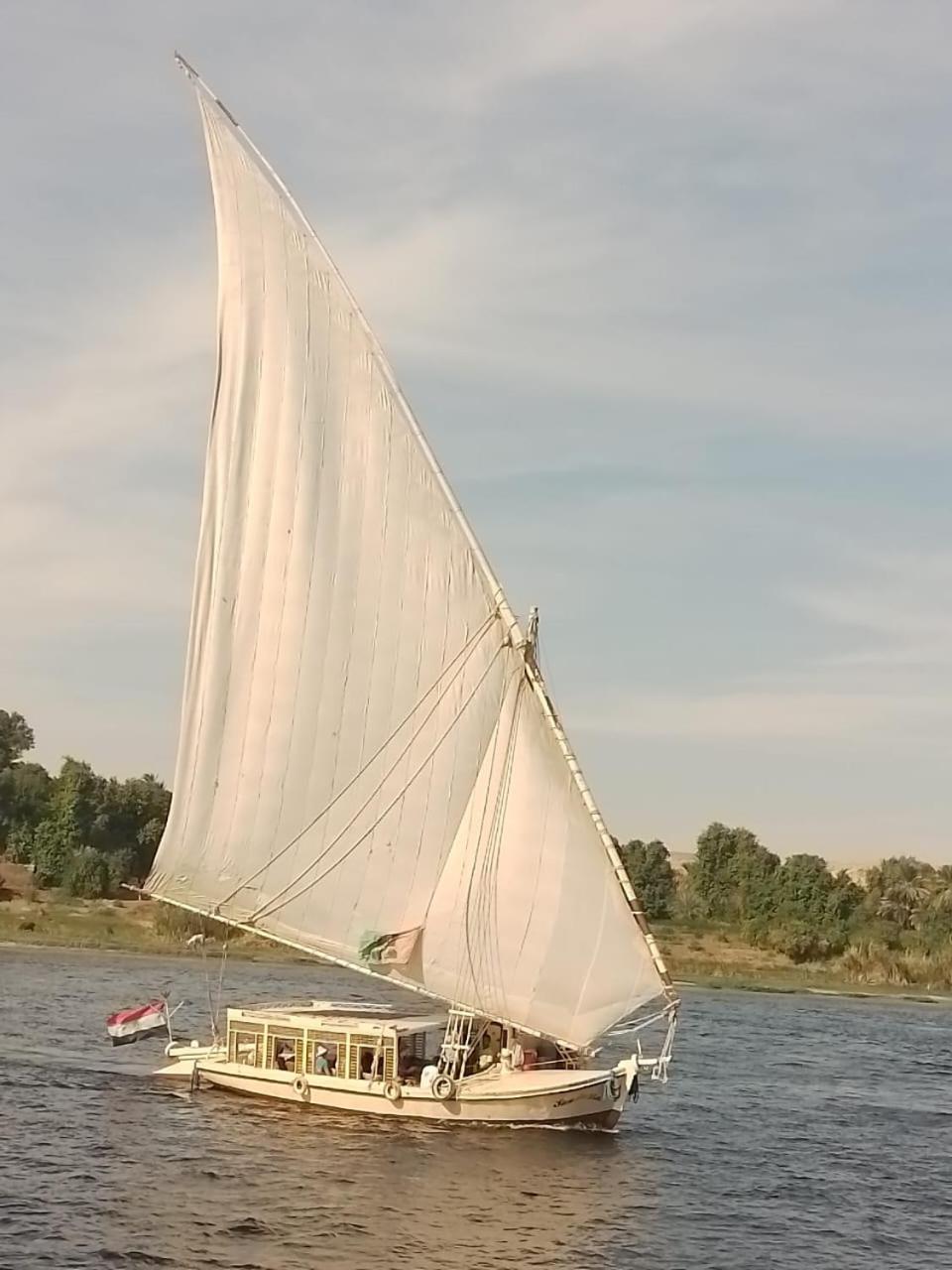 Hotel Nile Felucca Adventure Assuan Exterior foto